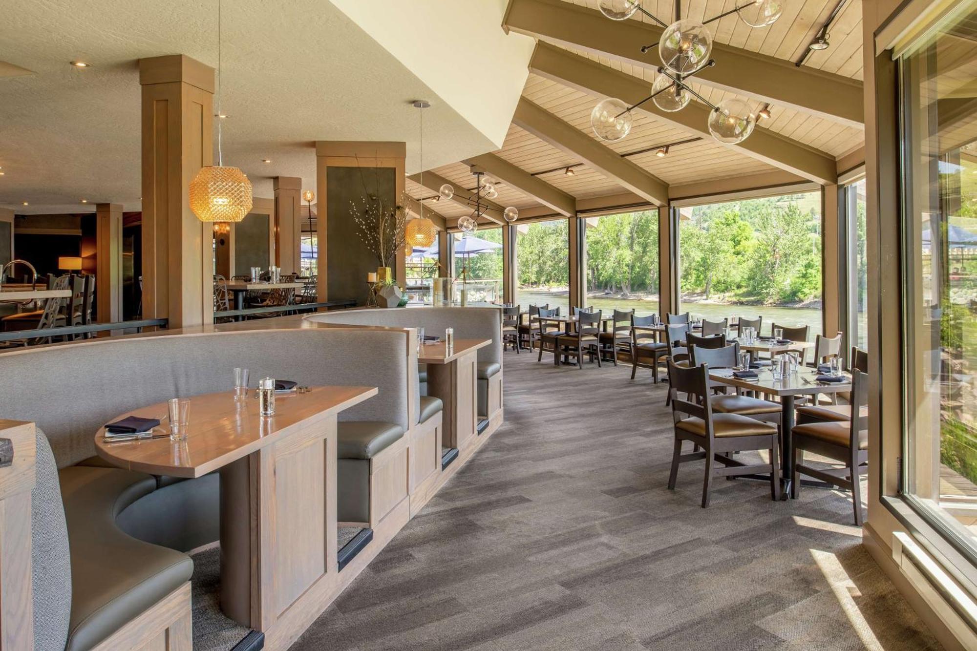 Doubletree By Hilton Missoula Edgewater Hotel Exterior foto